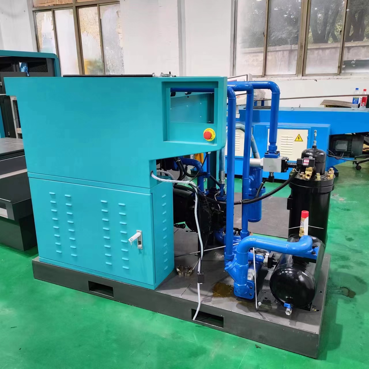  Combined 30bar screw booster compressor air compressor 22kw blow air compressor with 500 liter tank and air dryer